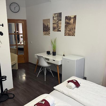 Ejjelibagoly Vendeghaz Hotel Szentes Bagian luar foto